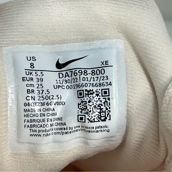 Nike AIR ZOOM VOMERO 16 'White Oxygen Purple' Road Run Shoe DA7698-800 Women's 8 - Picture 2 of 16